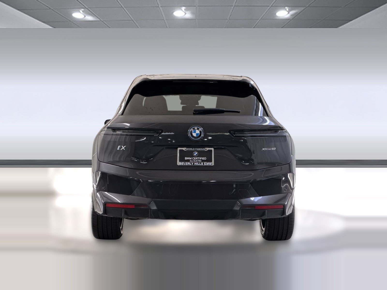 Certified 2023 BMW iX xDrive50 w/ Sport Package AWD/4WD image 9