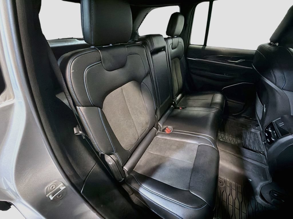 Used 2023 Jeep Grand Cherokee Trailhawk AWD/4WD image 29
