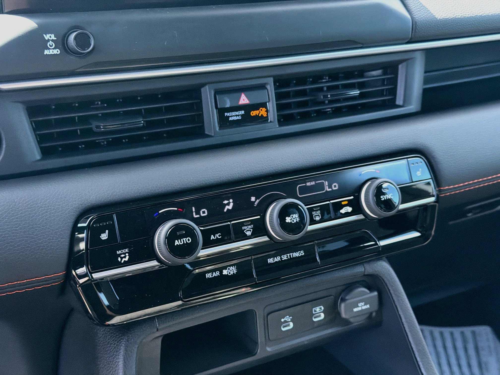 New 2026 Honda Pilot Sport image 15