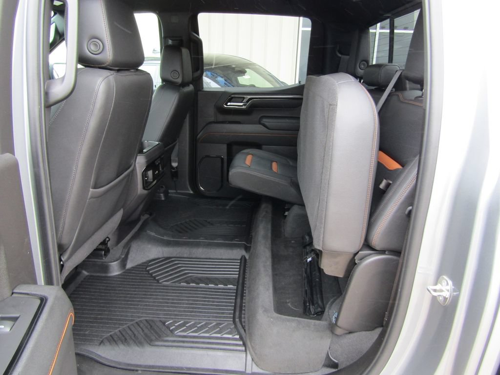 Used 2024 GMC Sierra 1500 AT4 w/ Technology Package AWD/4WD image 41