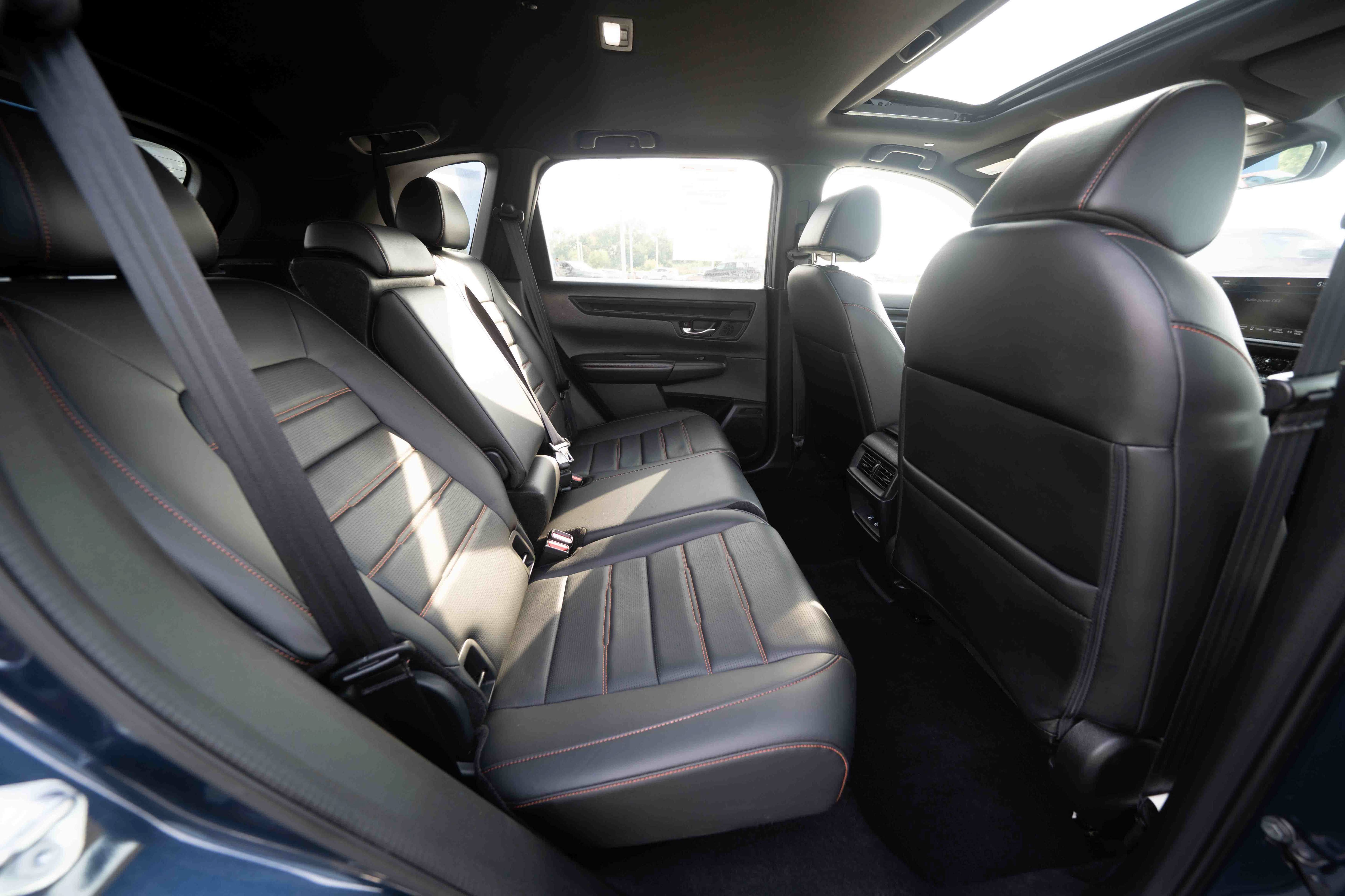 Certified 2025 Honda CR-V Sport-L image 25