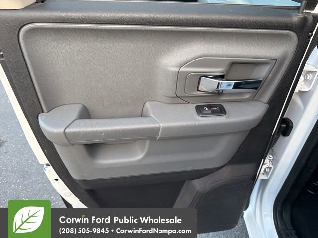 Used 2013 RAM 1500 Classic SLT image 27