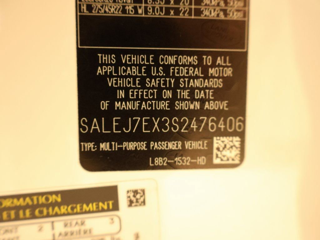 New 2025 Land Rover Defender 110 S image 34