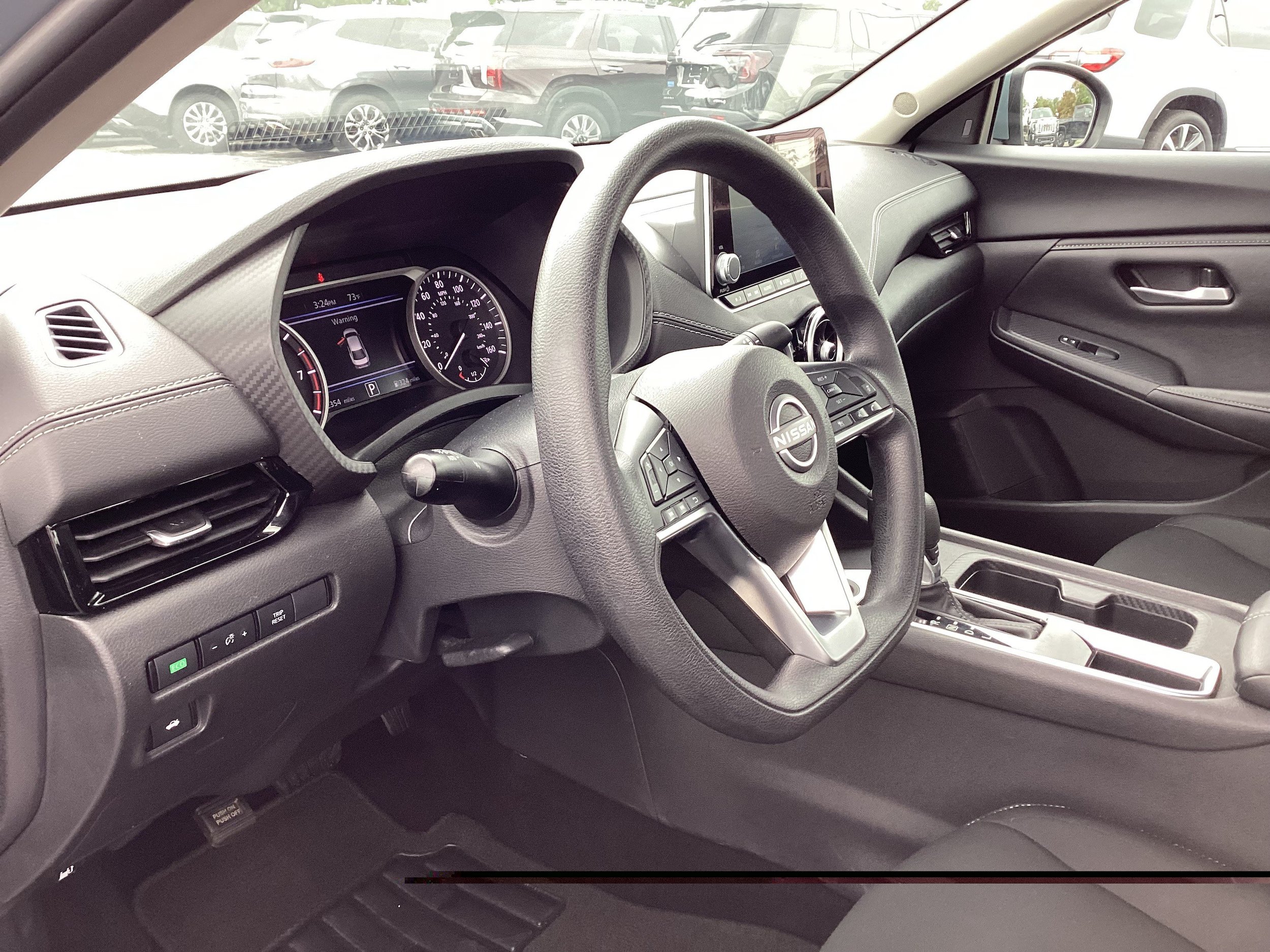 Used 2025 Nissan Sentra SV FWD image 11