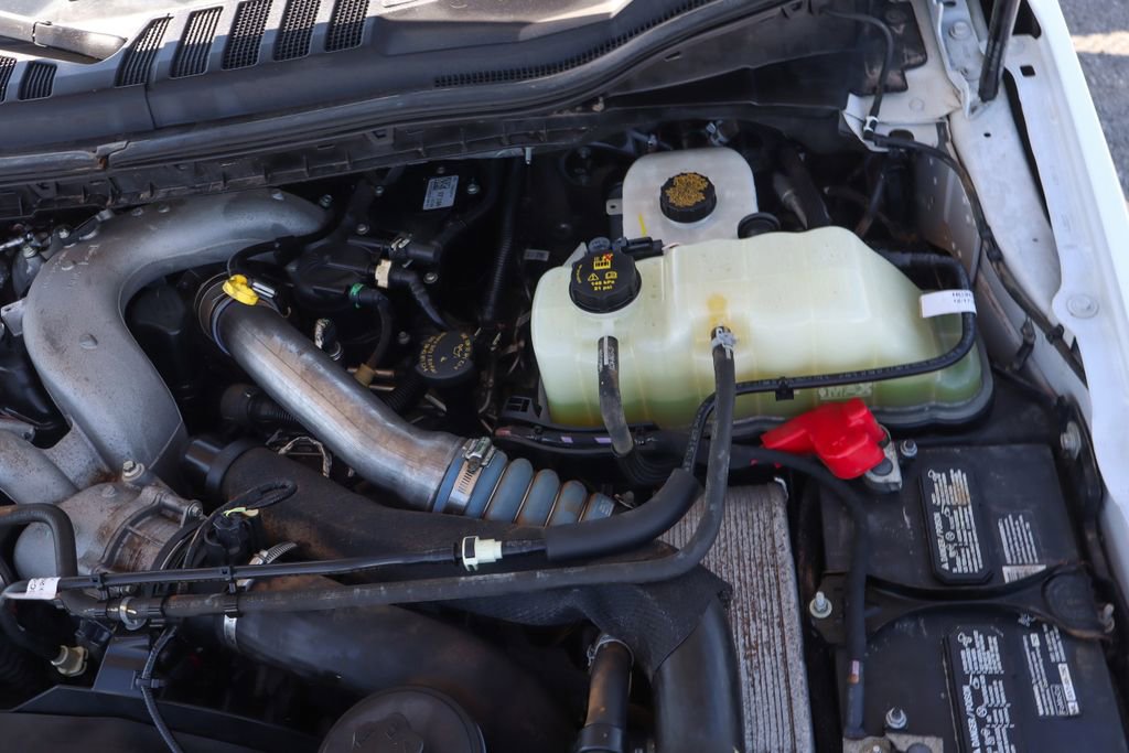 Used 2021 Ford F550 XLT image 15