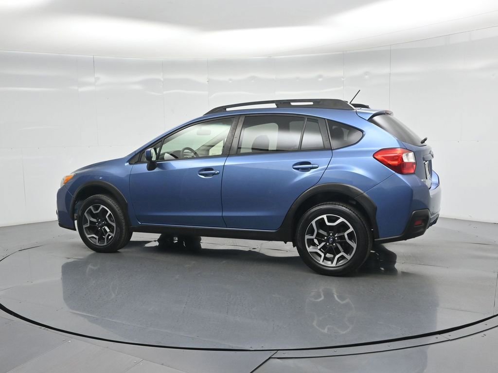 Used 2017 Subaru Crosstrek 2.0i Premium image 5