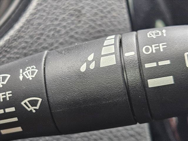 Used 2017 Nissan Rogue S FWD image 8