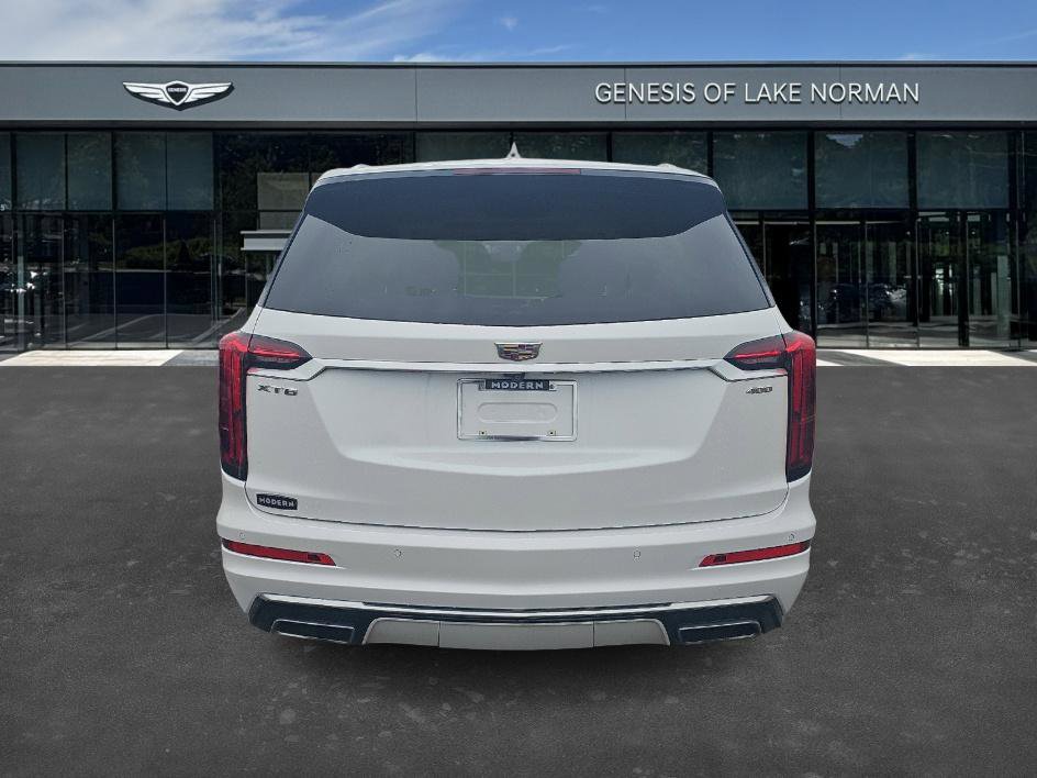 Used 2020 Cadillac XT6 Premium Luxury image 8