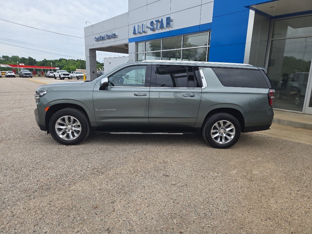 Certified 2023 Chevrolet Suburban Premier AWD/4WD image 2