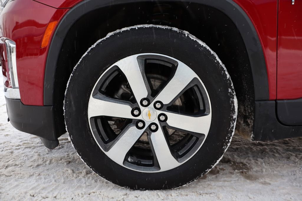 Used 2023 Chevrolet Traverse LT w/ LT Premium Package image 33