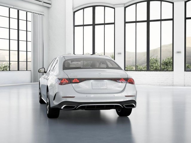 Used 2025 Mercedes-Benz E 350 4MATIC Sedan image 26