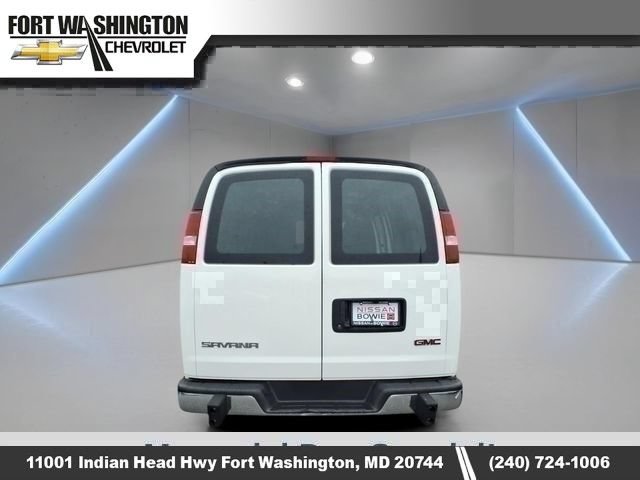 Used 2024 GMC Savana 2500 w/ Driver Convenience Package RWD image 4