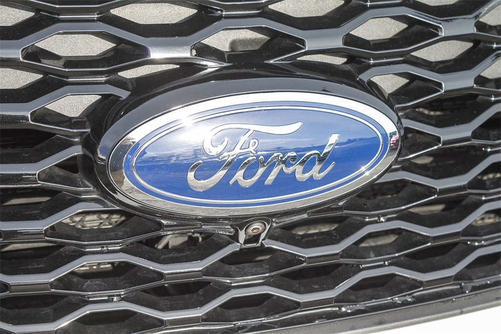 Used 2023 Ford Explorer ST w/ Equipment Group 401A image 6