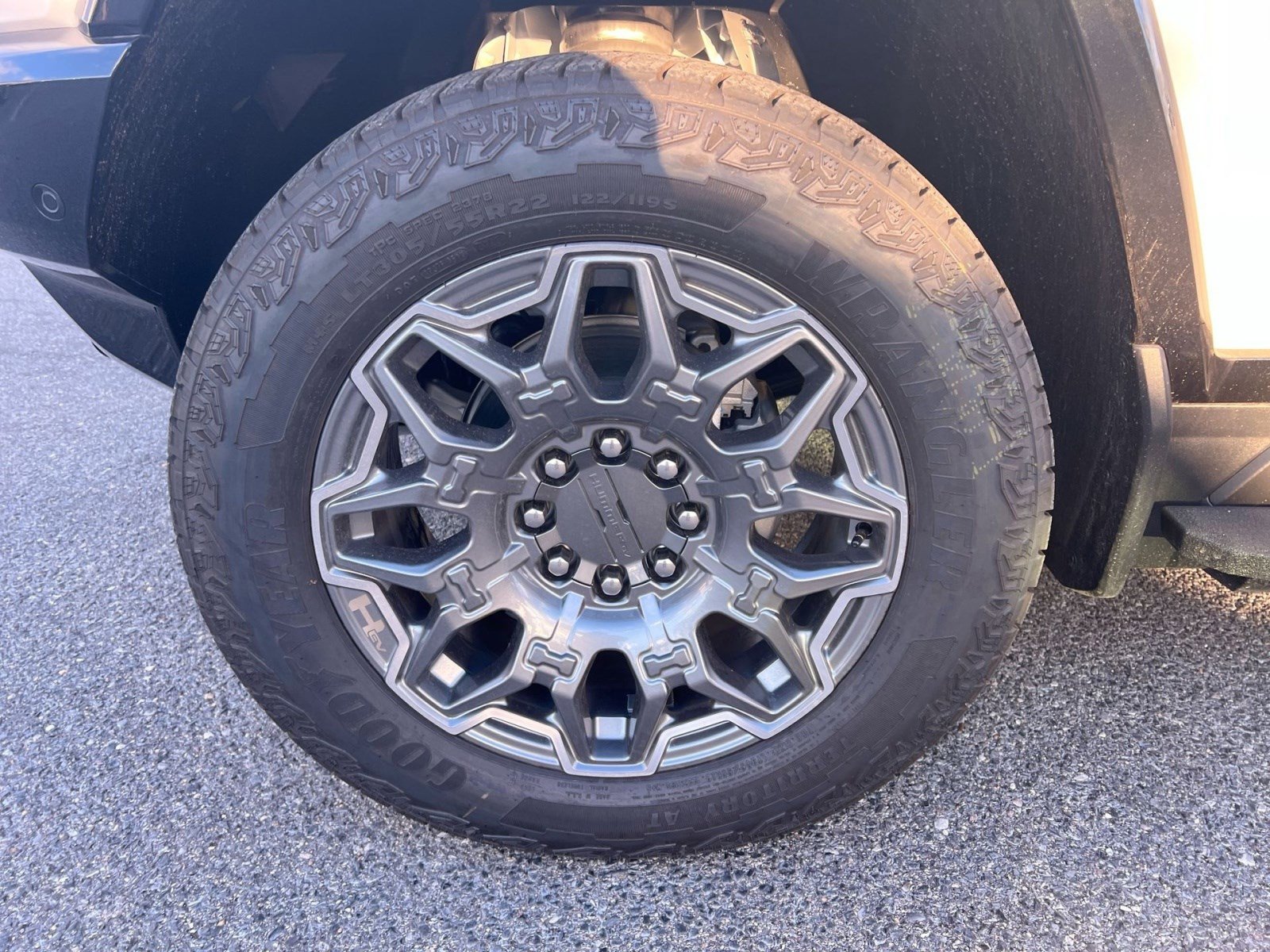 New 2026 GMC Hummer EV SUV image 12