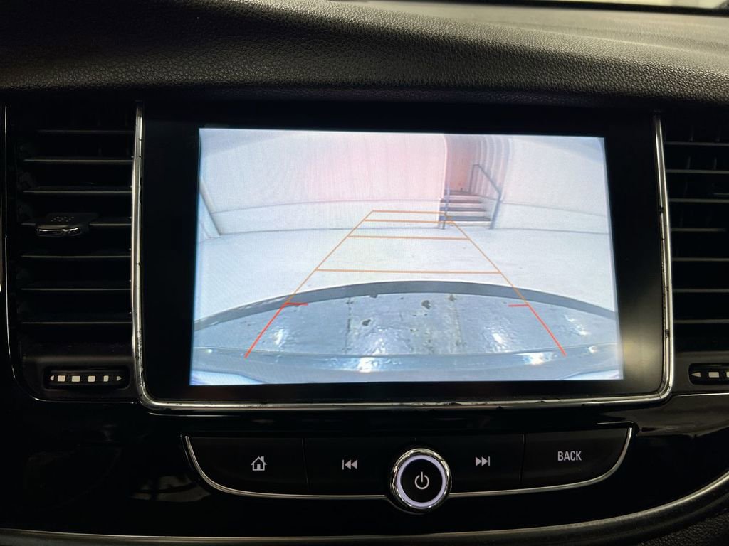 Used 2018 Buick Encore Essence image 15
