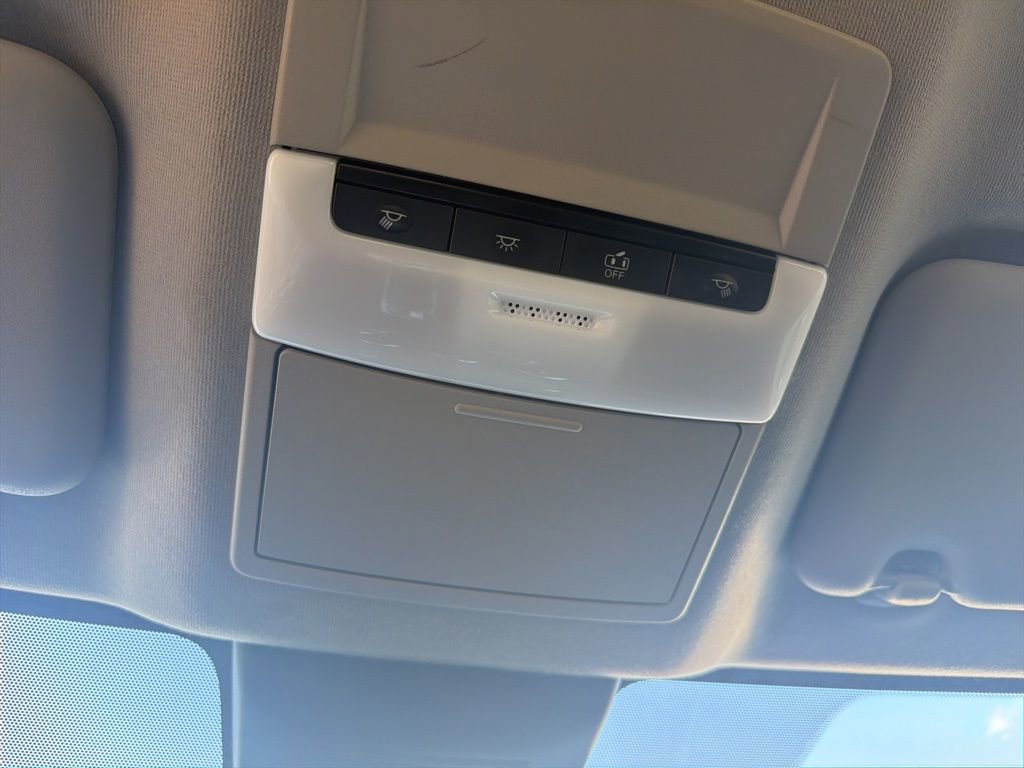 Used 2023 Nissan Sentra SV image 17