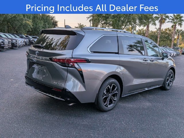 New 2026 Toyota Sienna Platinum AWD/4WD image 5