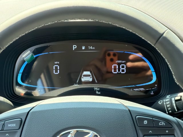 New 2026 Hyundai Venue SEL FWD image 19