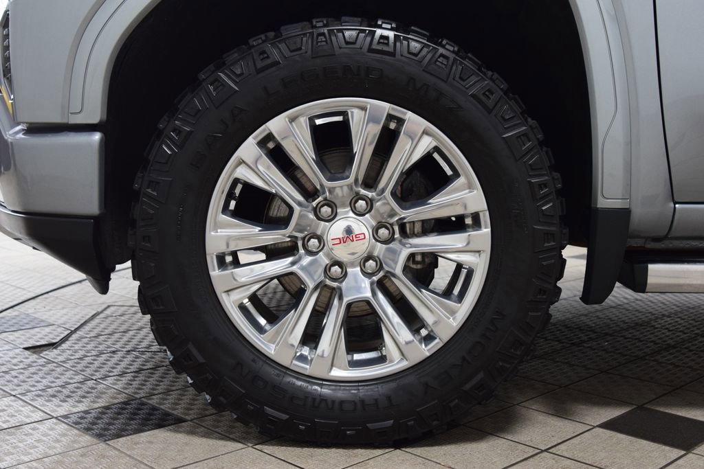 Used 2023 GMC Sierra 1500 Denali w/ Technology Package AWD/4WD image 29
