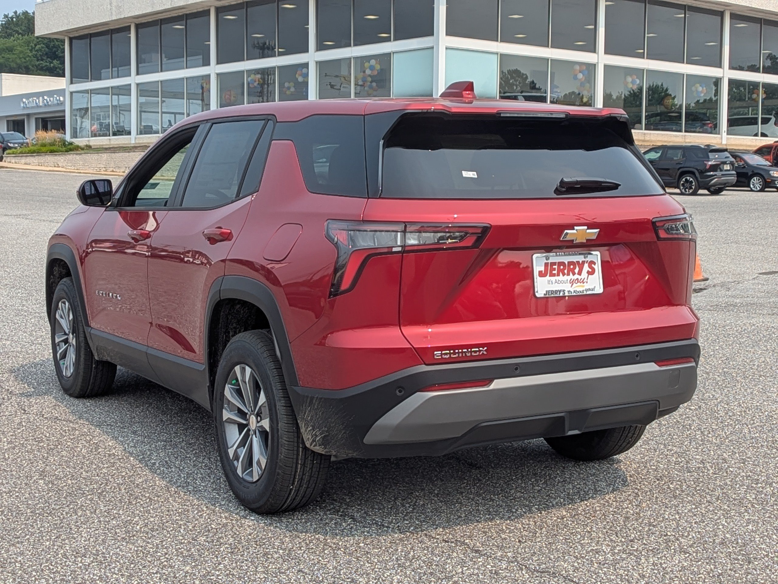New 2027 Chevrolet Equinox LT FWD image 5