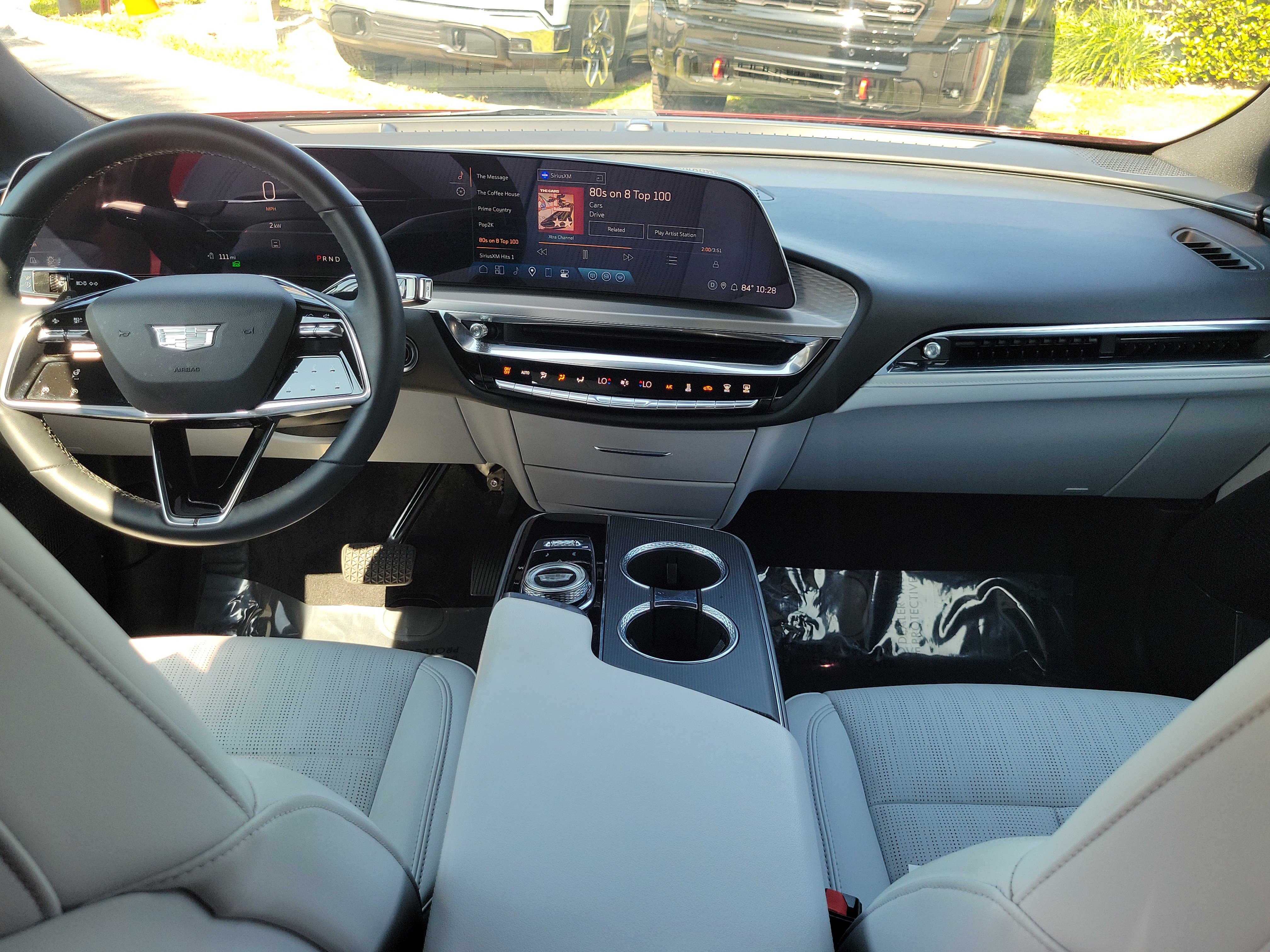 Used 2024 Cadillac Lyriq Luxury RWD image 15