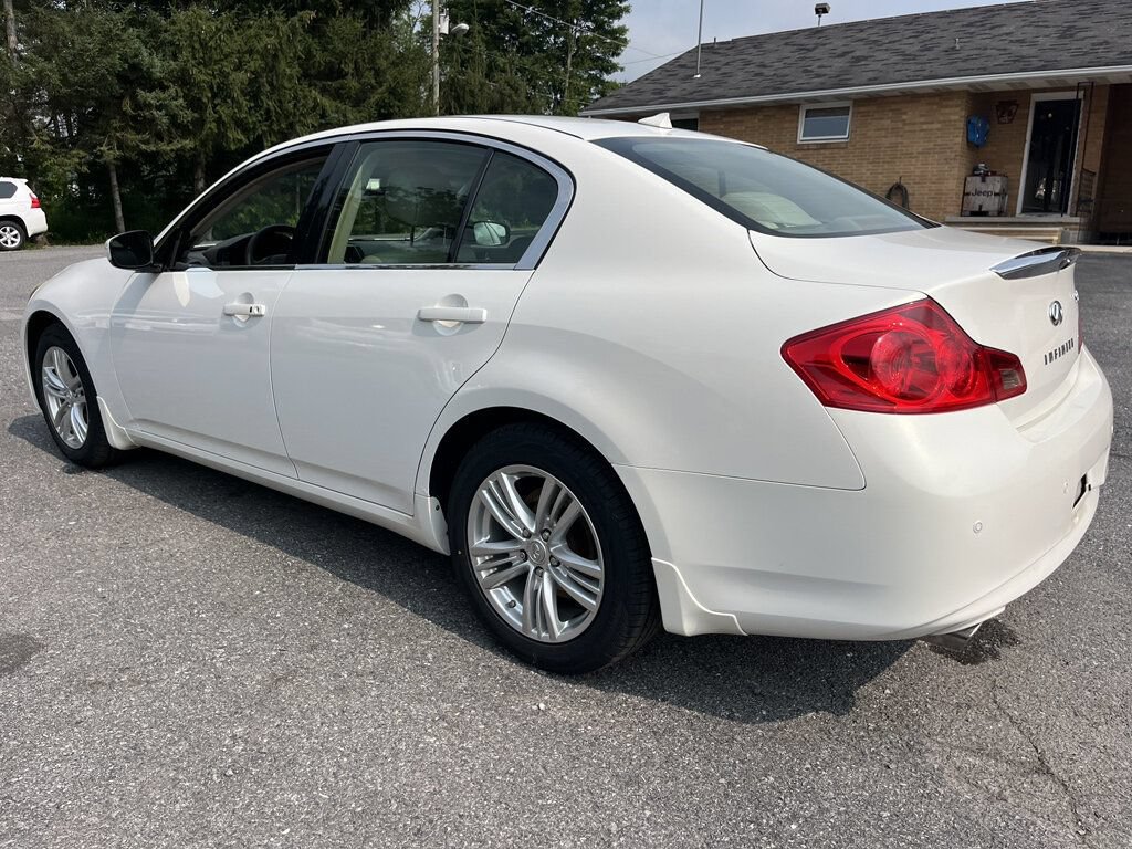 Used 2013 INFINITI G37 x Sedan w/ Premium Pkg AWD/4WD image 5
