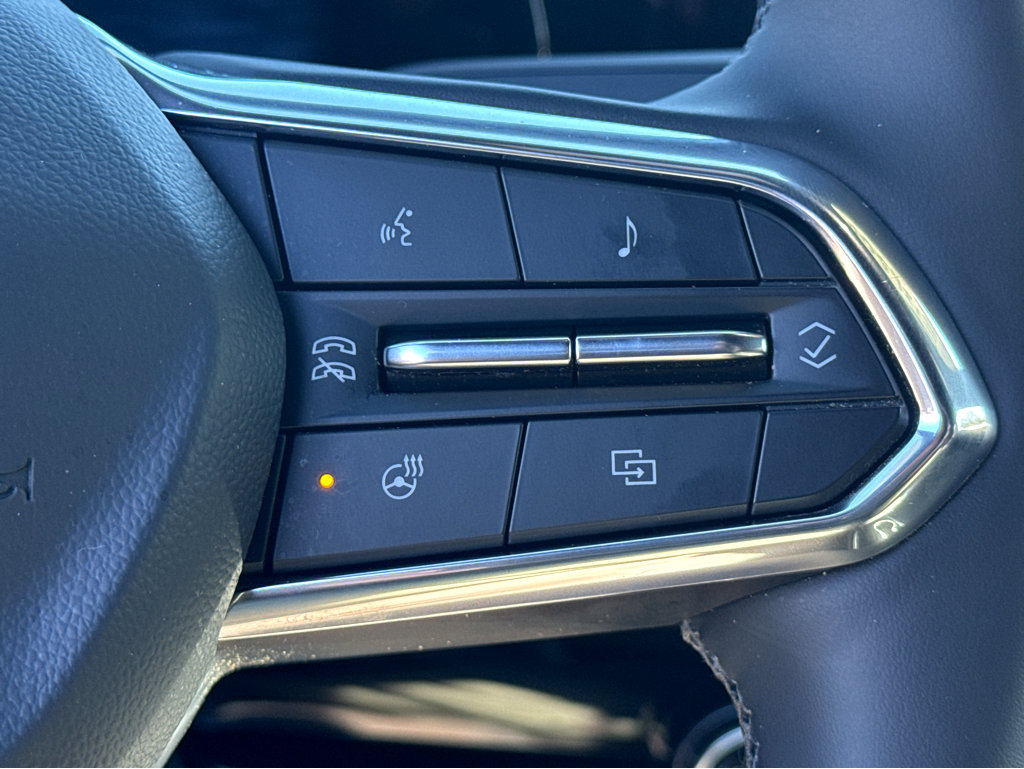 Used 2025 Chevrolet Equinox LT image 17