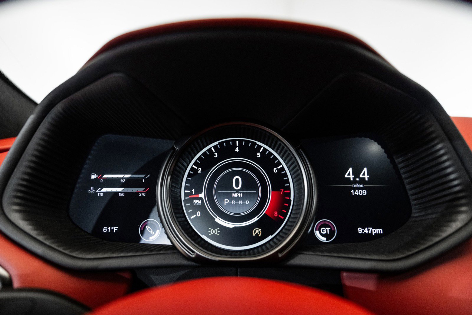 Used 2023 Aston Martin DB11 V8 image 6