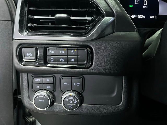 Used 2025 GMC Yukon XL Denali image 28