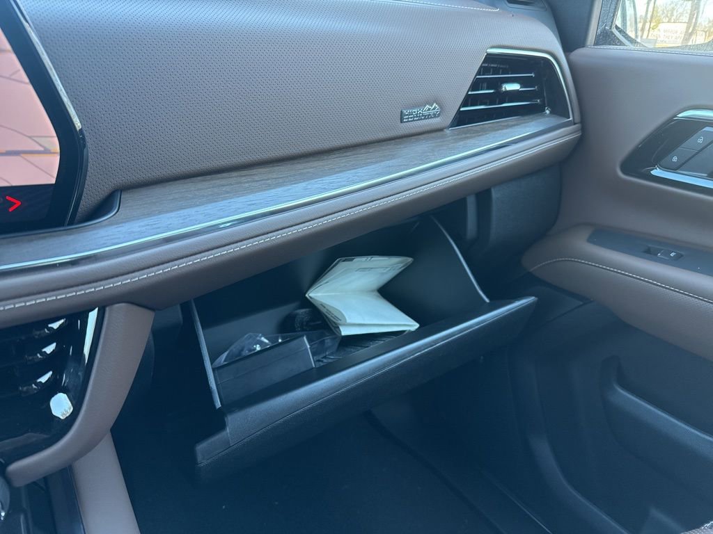 New 2026 Chevrolet Tahoe High Country image 37