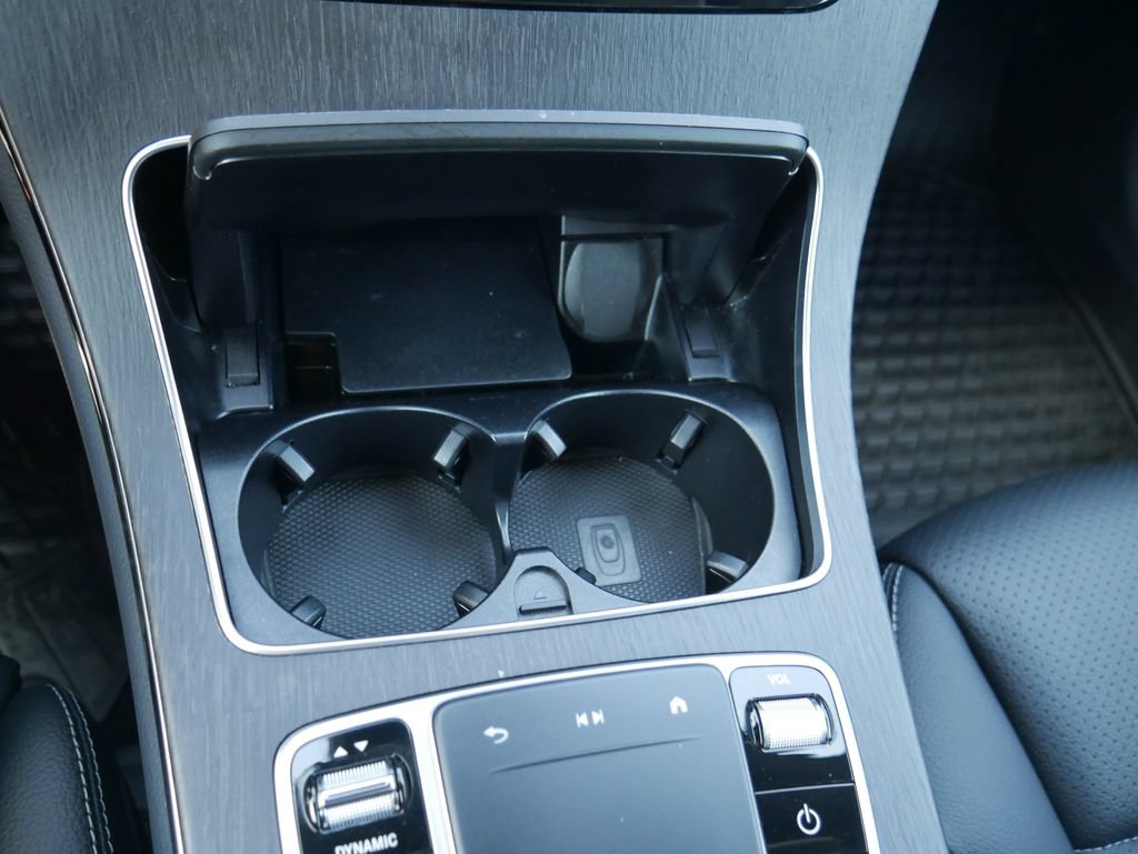 Used 2022 Mercedes-Benz GLC 300 4MATIC image 35