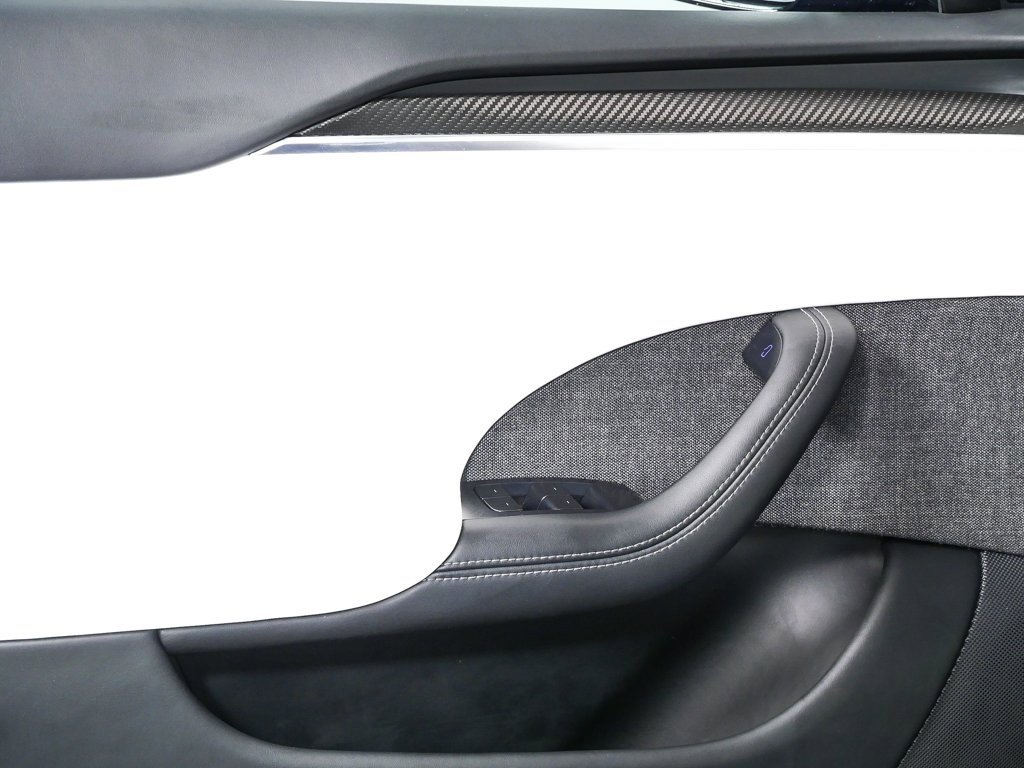 Used 2022 Tesla Model S Plaid image 6