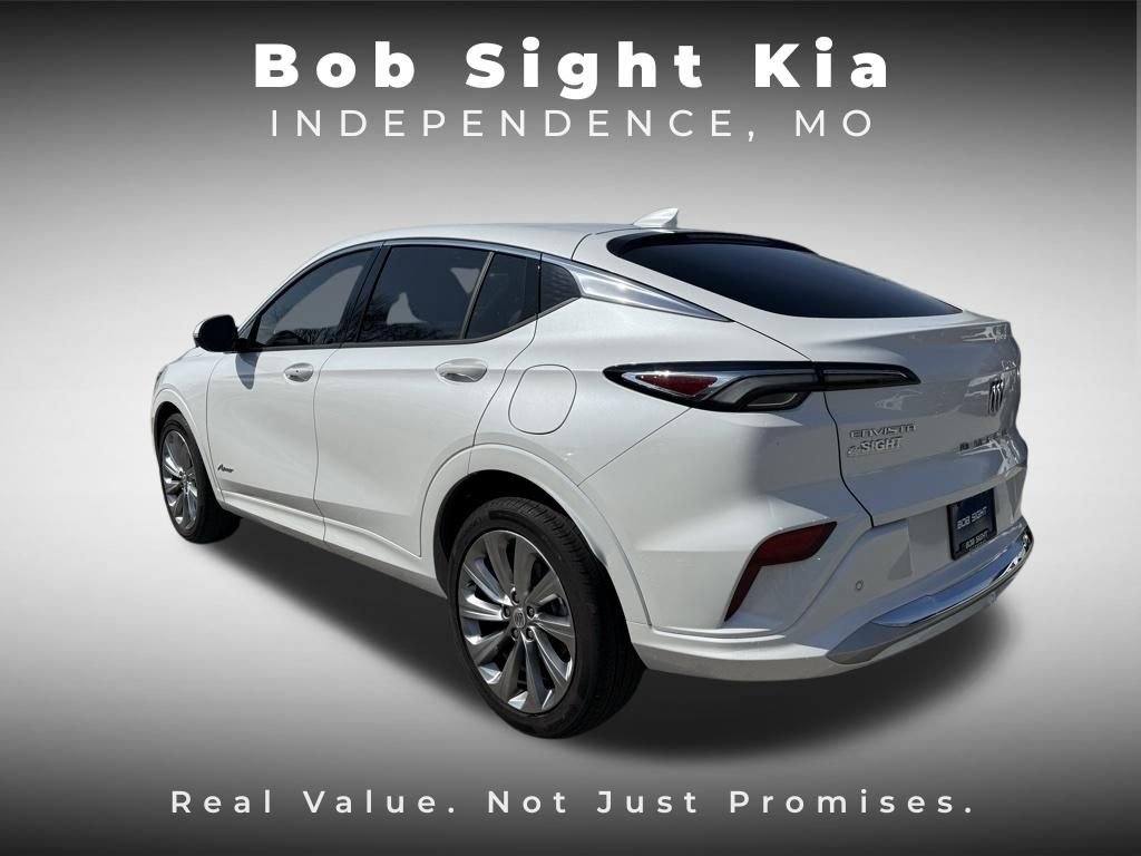 Used 2024 Buick Envista Avenir image 11