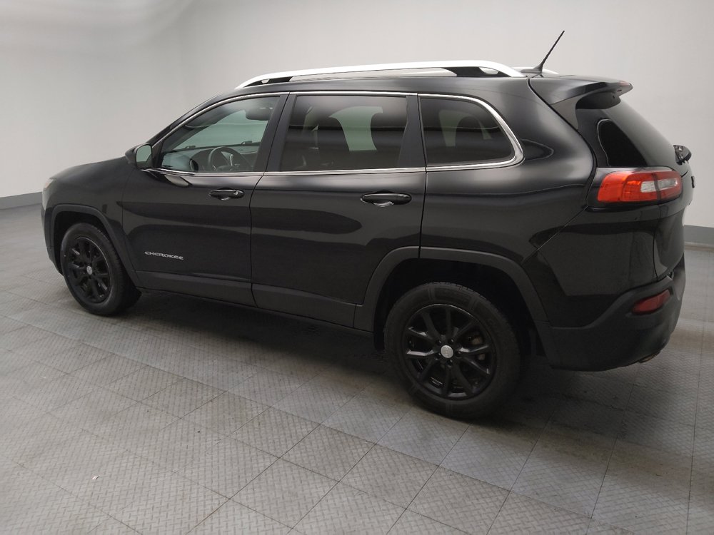 Used 2016 Jeep Cherokee Latitude w/ Cold Weather Group image 3