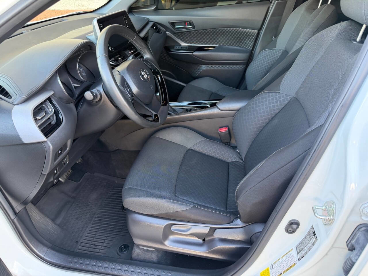 Used 2022 Toyota C-HR Nightshade FWD image 4