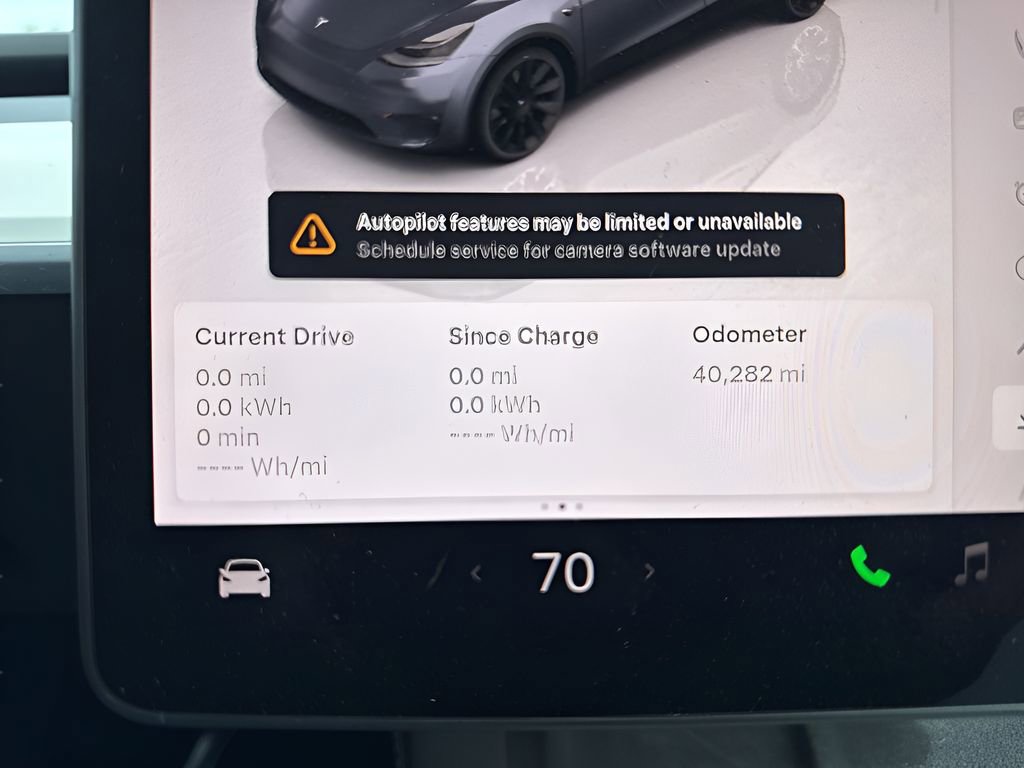 Used 2023 Tesla Model Y Long Range image 27