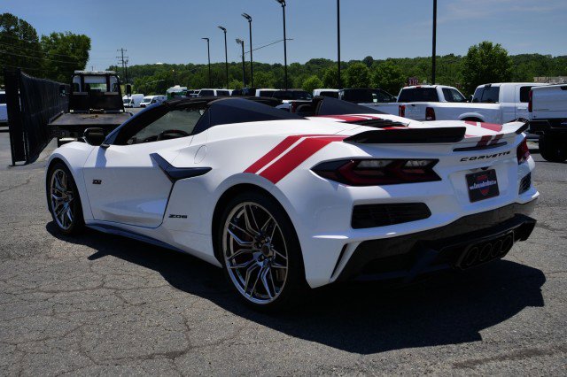 Used 2023 Chevrolet Corvette Z06 RWD image 59