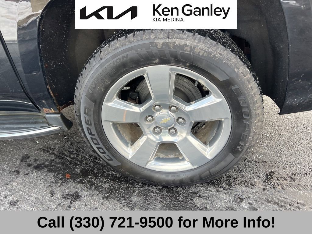 Used 2017 Chevrolet Suburban Premier image 23