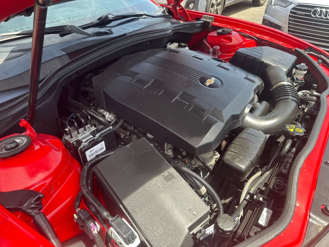 Used 2015 Chevrolet Camaro LS RWD image 36