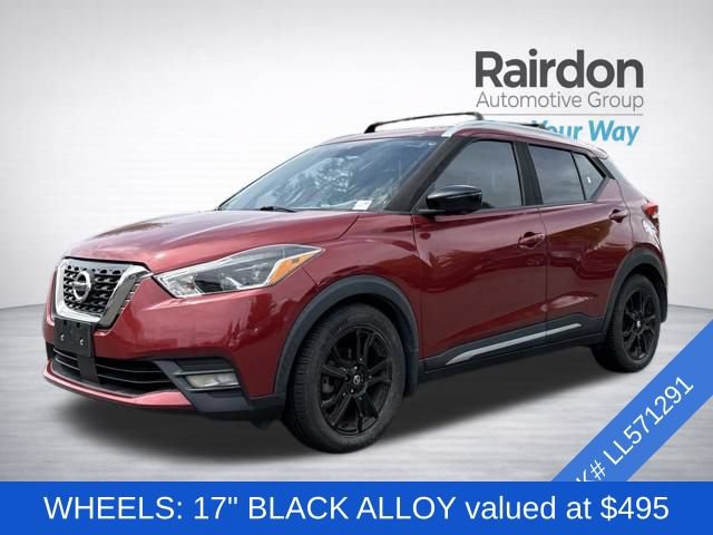 Used 2020 Nissan Kicks SR w/ SR Premium Package FWD image 3