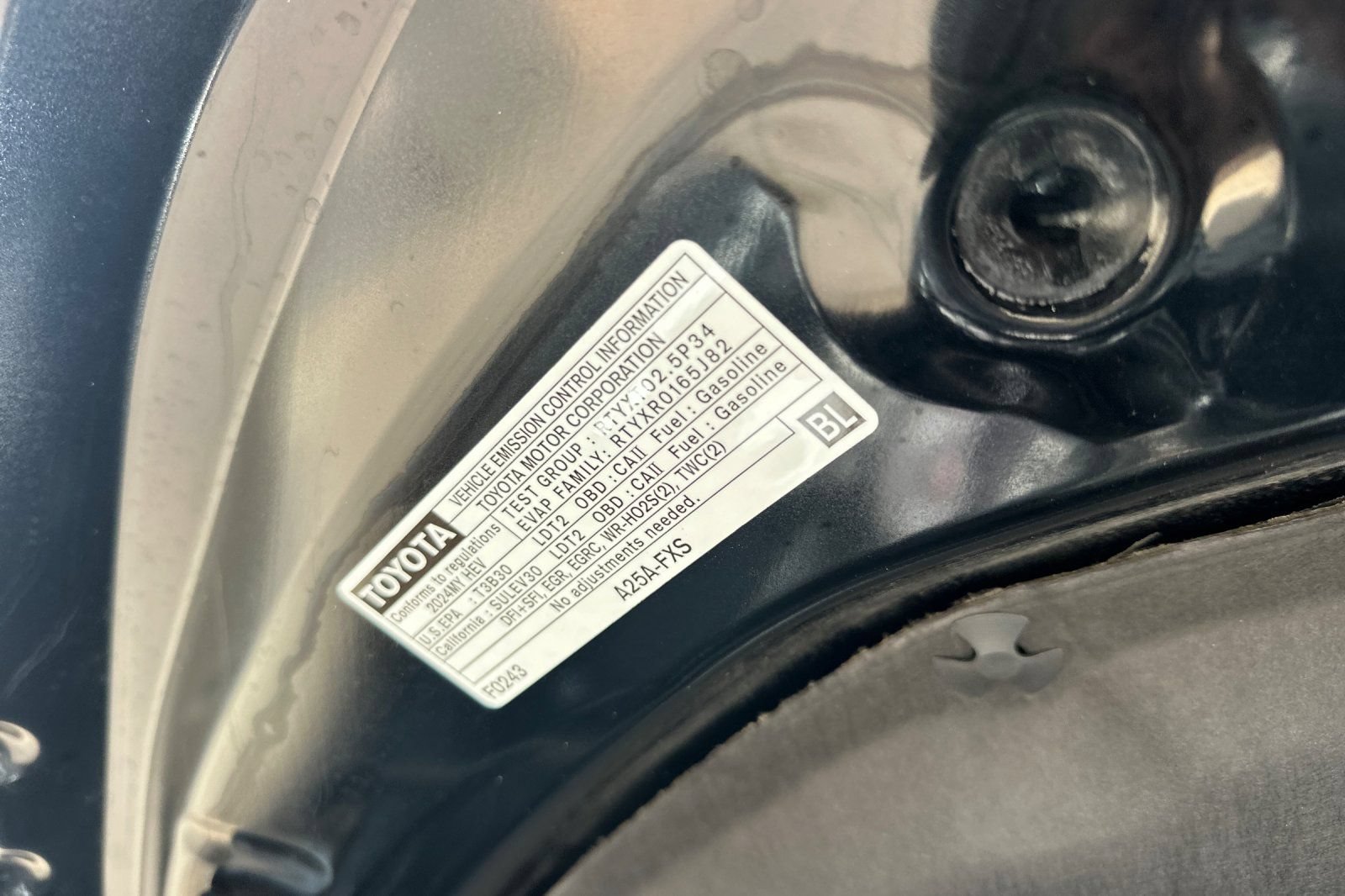 Certified 2024 Toyota Highlander XLE FWD image 38