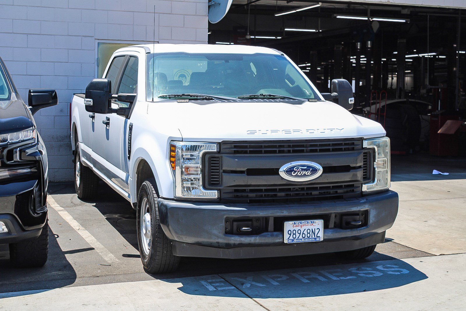 Used 2018 Ford F250 XL w/ Power Equipment Group RWD image 3