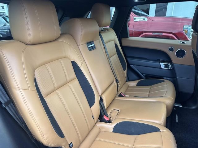 Used 2020 Land Rover Range Rover Sport HSE Dynamic image 12