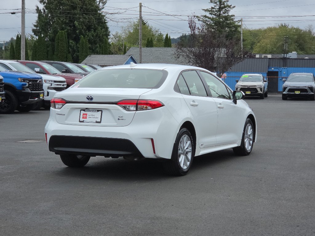 Certified 2025 Toyota Corolla LE w/ LE Premium Package AWD/4WD image 5