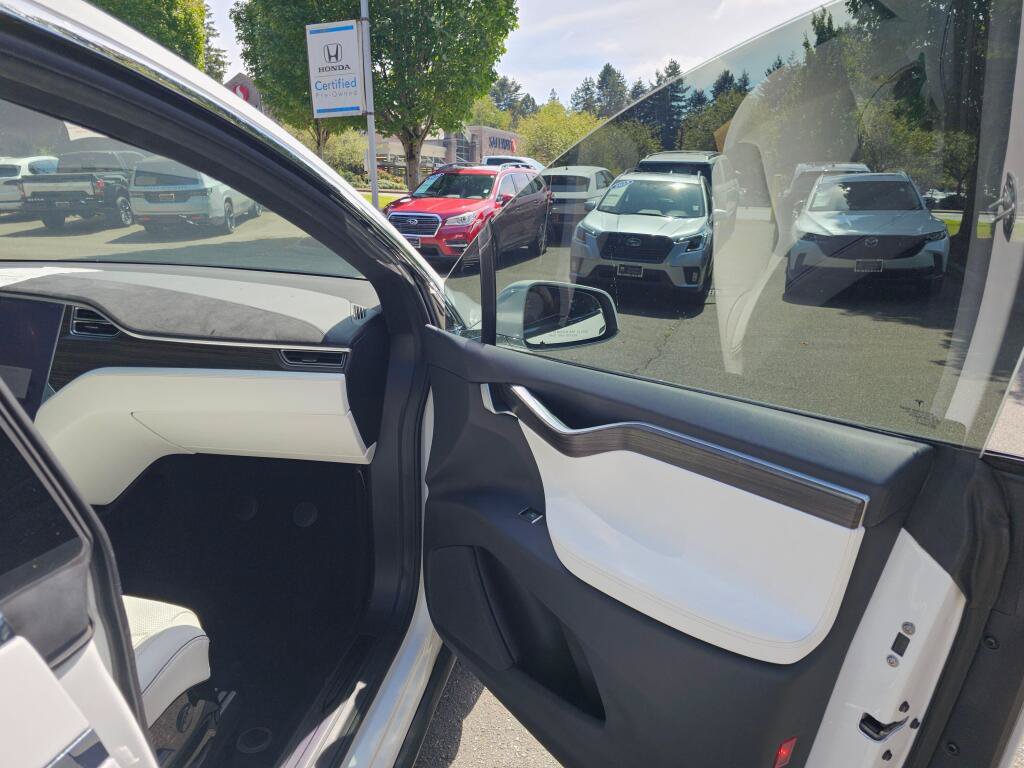 Used 2016 Tesla Model X P90D AWD/4WD image 12
