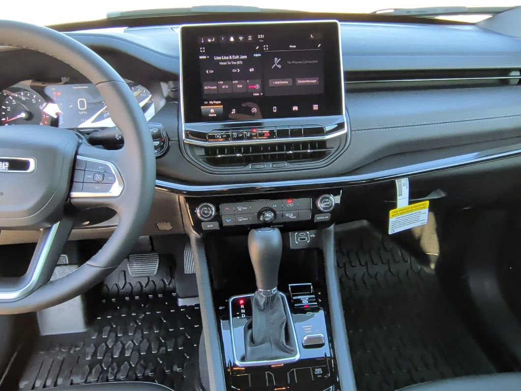 New 2026 Jeep Compass Altitude image 21