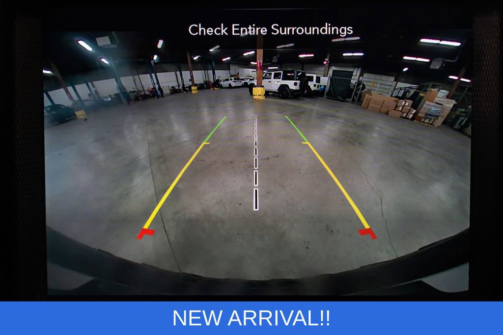 Used 2022 Jeep Wrangler Unlimited Rubicon w/ Steel Bumper Group image 19