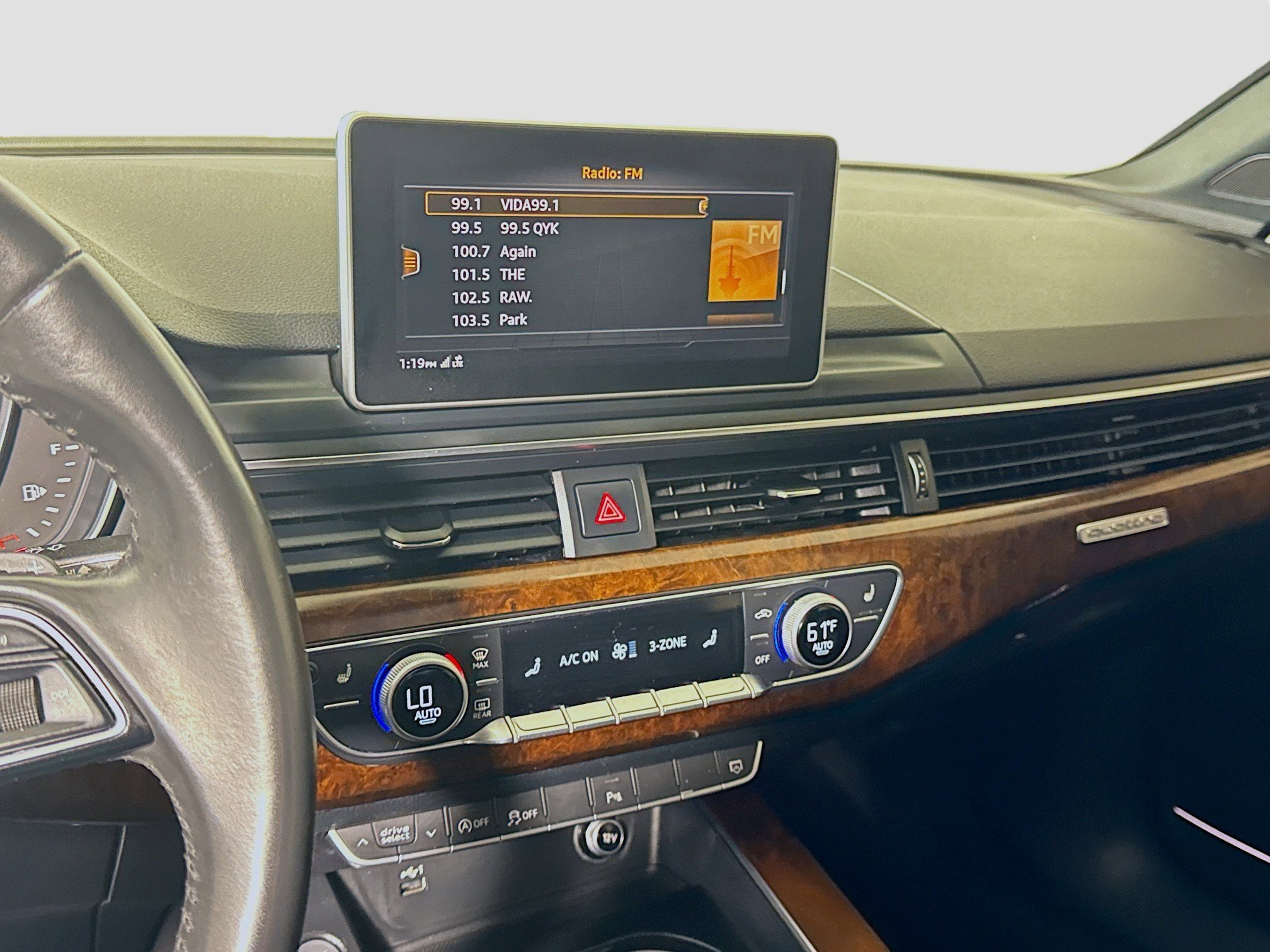 Used 2018 Audi A4 2.0T Prestige image 18