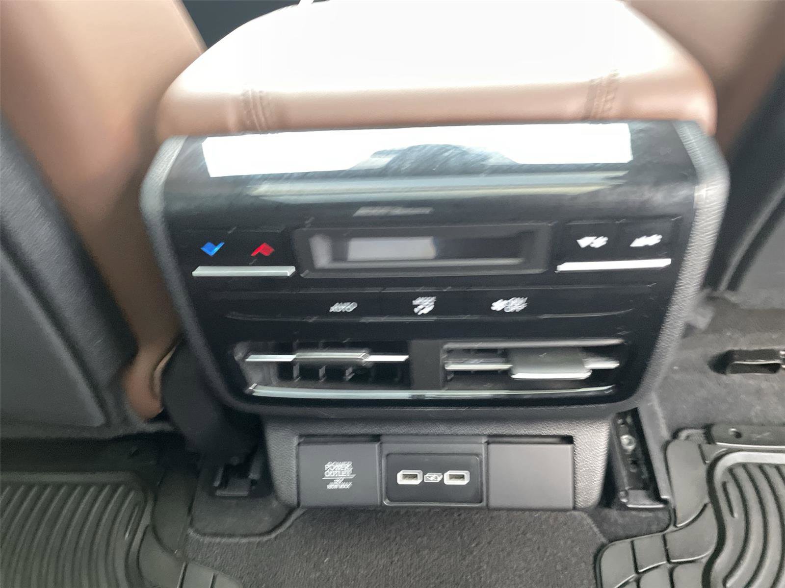 Used 2023 Acura MDX SH-AWD w/ Technology Package image 32