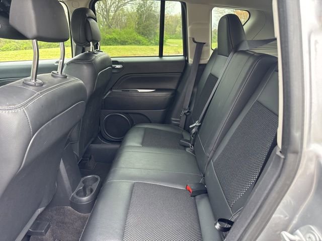 Used 2017 Jeep Compass Latitude image 13